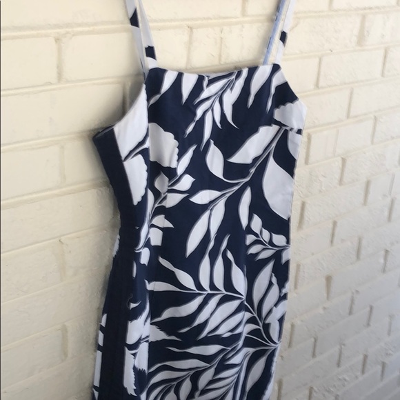 Tommy Hilfiger Blue & White Floral Pencil Dress 8 - Picture 2 of 5